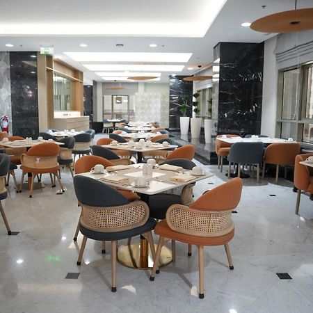 ホテル Rotana Al Manakha Madinah マディーナ エクステリア 写真