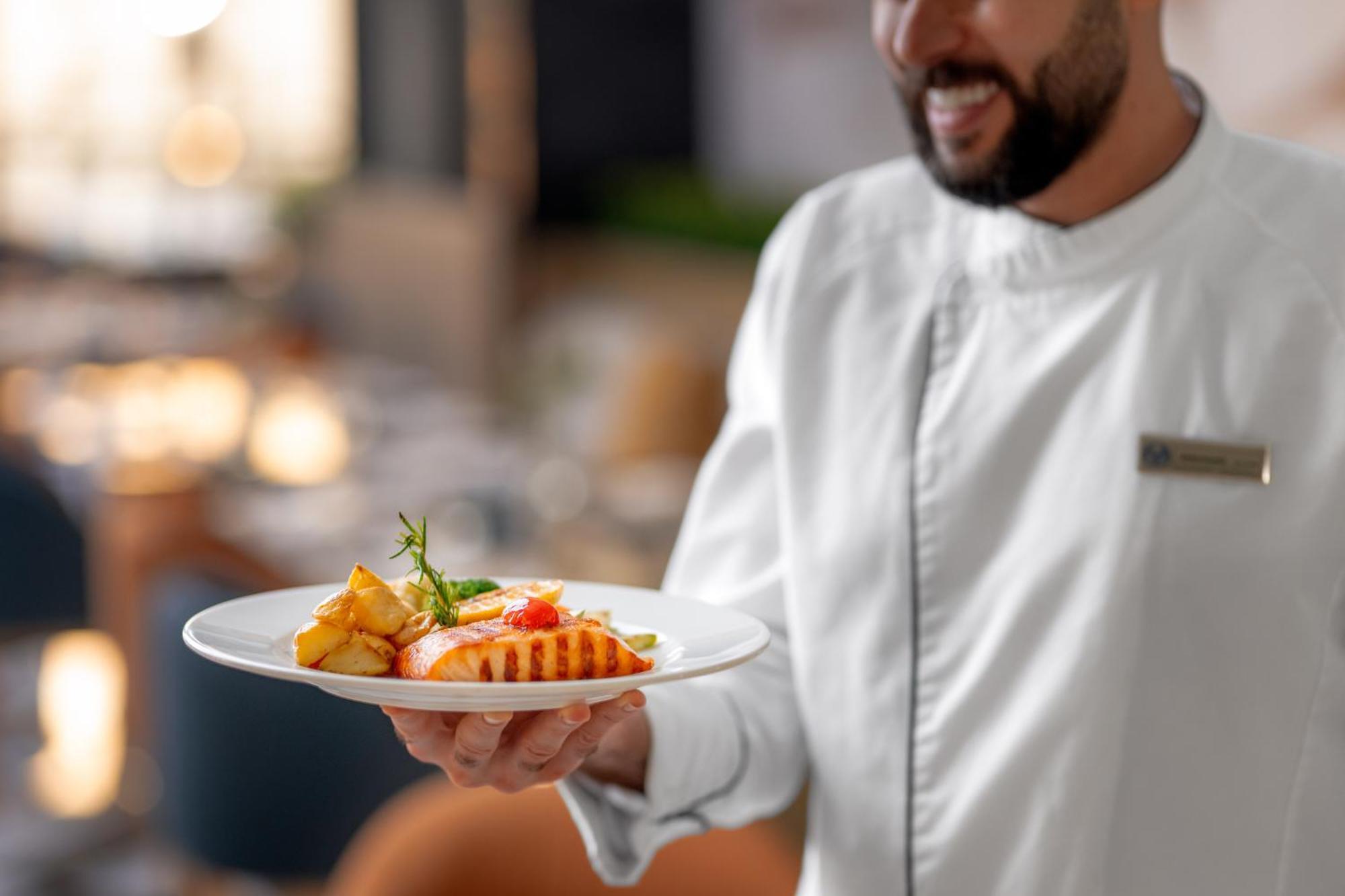ホテル Rotana Al Manakha Madinah マディーナ エクステリア 写真