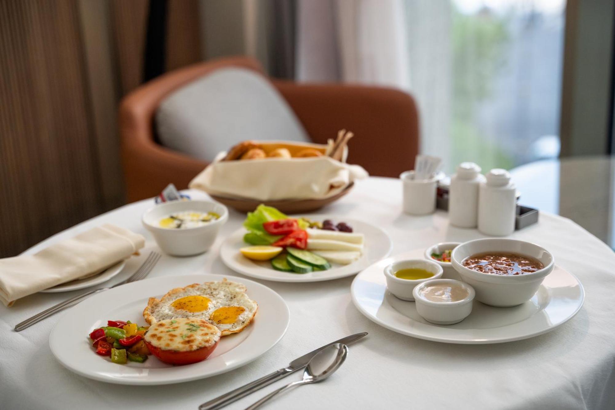 ホテル Rotana Al Manakha Madinah マディーナ エクステリア 写真